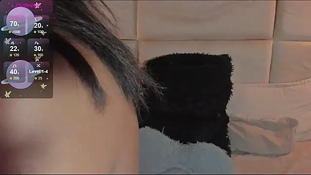 Nathaliajonees online show from 09/17/25, 12:18