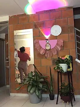 karlahush online show from 10/21/25, 11:27