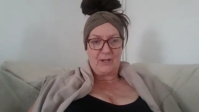 Tillieuk online show from 06/04/26, 01:28