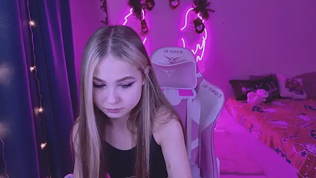 tikkisa online show from 12/23/24, 04:28