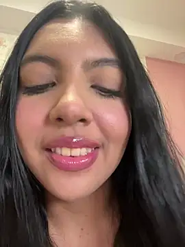 nicole fisherr online show from 07/08/26, 10:14