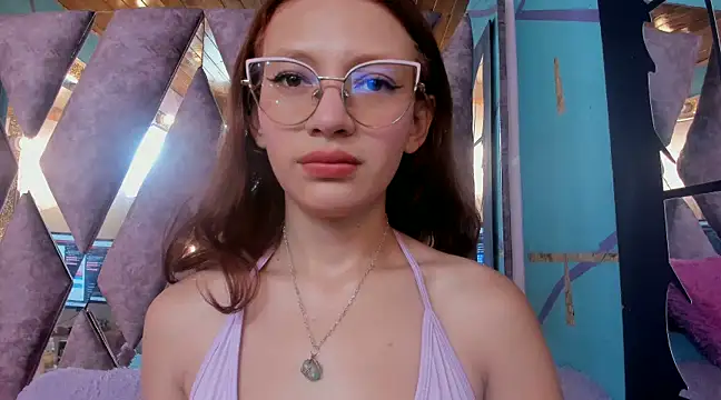 LARICSABLUE online show from 02/19/25, 03:06