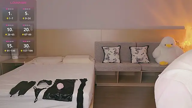 Lucky-baby online show from 10/01/25, 01:17