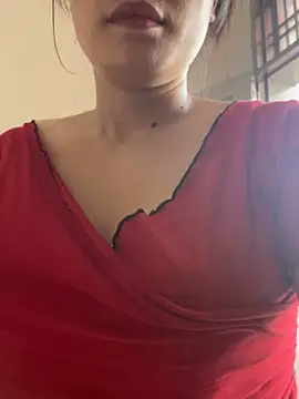 Snapshot of Bella0815 chatting on 10/18/25, 07:09 Bella0815 online show from 10/18/25, 07:09