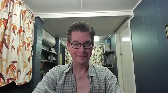tilobinder online show from 12/08/24, 02:52