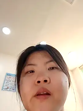 hello098712 online show from 01/03/25, 05:50