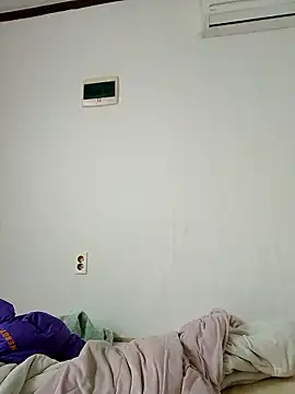 hello098712 online show from 11/07/25, 09:31