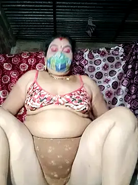 Hot Falguni online show from 12/31/24, 07:10