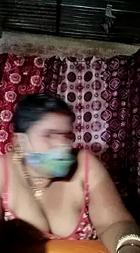 Hot Falguni online show from 01/07/25, 08:34