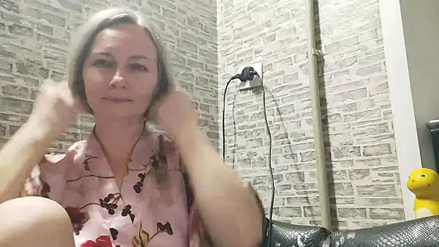 EdithManning online show from 12/16/24, 05:00