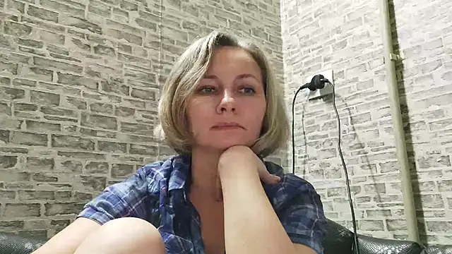 EdithManning online show from 12/20/24, 05:29