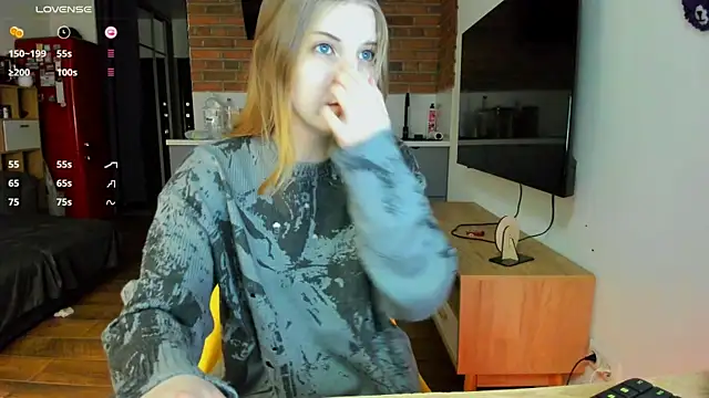 princessaalicc online show from 02/06/25, 12:22