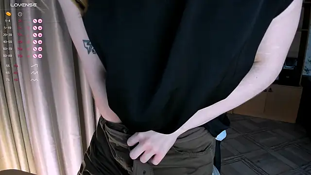 princessaalicc online show from 10/13/25, 03:01