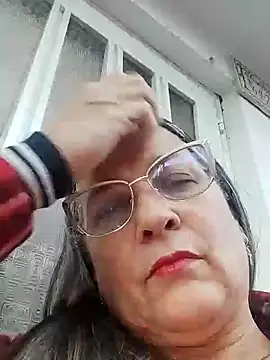 Snapshot of miisevvie_ chatting on 02/03/25, 11:05 miisevvie online show from 02/03/25, 11:05