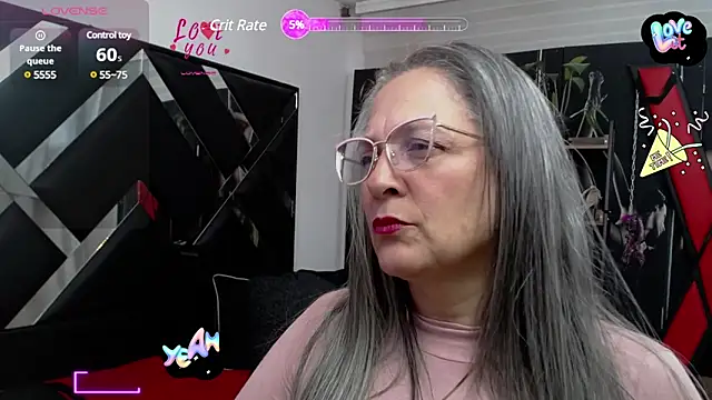 Snapshot of miisevvie_ chatting on 02/07/25, 02:19 miisevvie online show from 02/07/25, 02:19