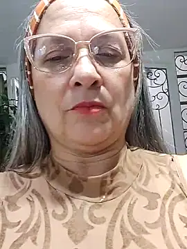 Snapshot of miisevvie_ chatting on 02/28/25, 10:50 miisevvie online show from 02/28/25, 10:50