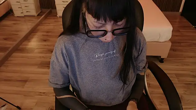 Sam mansson66 online show from 10/30/25, 01:12