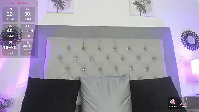 crystal Frost online show from 03/06/25, 10:26