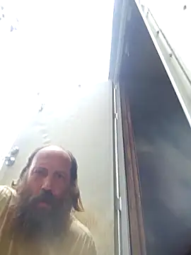 Snapshot of Beyond1978 chatting on 09/25/25, 05:38 Beyond1978 online show from 09/25/25, 05:38