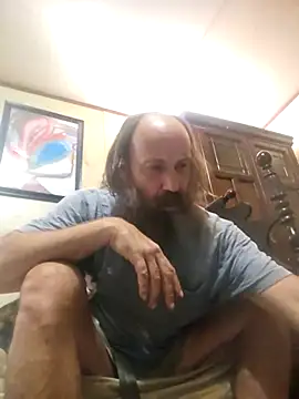 Snapshot of Beyond1978 chatting on 10/05/25, 08:40 Beyond1978 online show from 10/05/25, 08:40