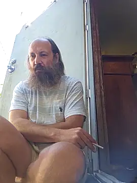 Snapshot of Beyond1978 chatting on 10/15/25, 06:08 Beyond1978 online show from 10/15/25, 06:08