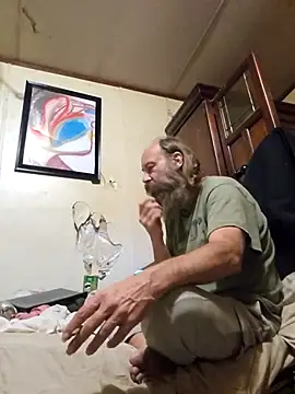 Snapshot of Beyond1978 chatting on 10/26/25, 01:00 Beyond1978 online show from 10/26/25, 01:00