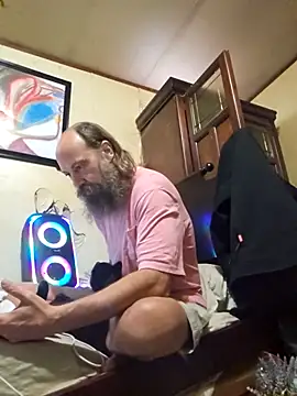 Snapshot of Beyond1978 chatting on 10/28/25, 05:15 Beyond1978 online show from 10/28/25, 05:15