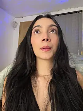 Snapshot of SOY_LUPE chatting on 01/22/25, 12:16 SOY LUPE online show from 01/22/25, 12:16