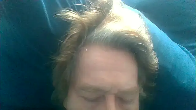Snapshot of frankie7inch chatting on 07/17/26, 08:35 frankie7inch online show from 07/17/26, 08:35