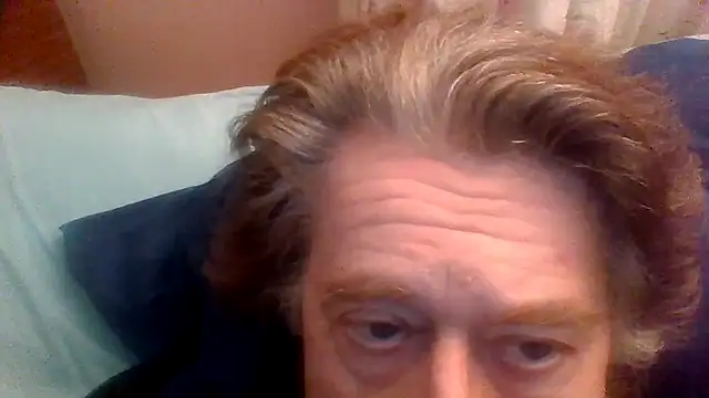 Snapshot of frankie7inch chatting on 07/19/26, 12:25 frankie7inch online show from 07/19/26, 12:25