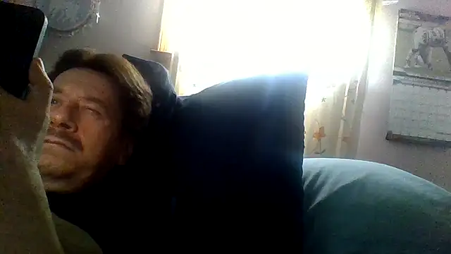 Snapshot of frankie7inch chatting on 07/24/26, 03:21 frankie7inch online show from 07/24/26, 03:21
