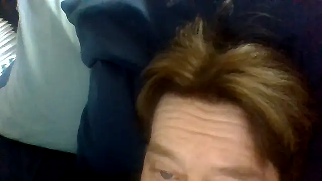 Snapshot of frankie7inch chatting on 07/25/26, 03:31 frankie7inch online show from 07/25/26, 03:31