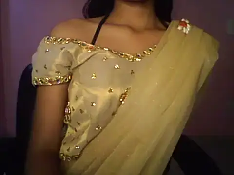 Snapshot of Chandani-Love chatting on 03/08/25, 01:47 Chandani-Love online show from 03/08/25, 01:47