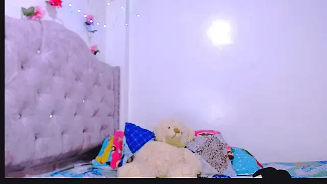 Devora77 7 online show from 12/15/24, 08:15