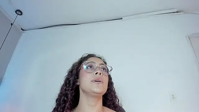 antonelllepiercee online show from 01/09/25, 05:22