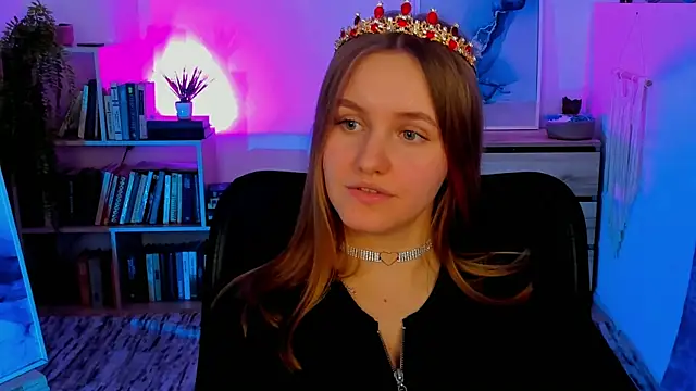 KellyPoter online show from 12/21/24, 09:25