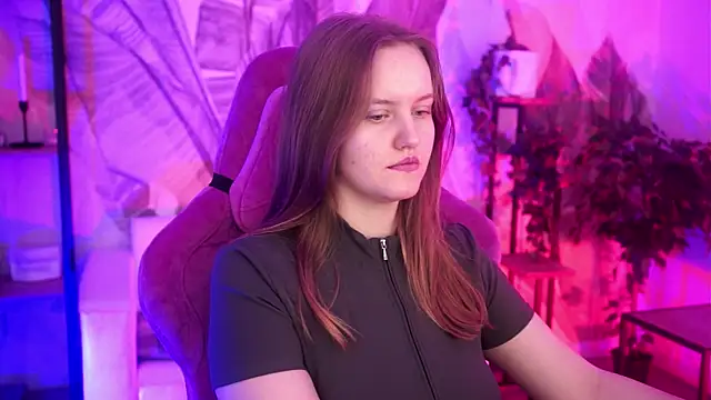 KellyPoter online show from 10/19/25, 08:26