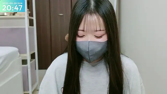 -SHIZUKU- online show from 09/28/25, 11:48