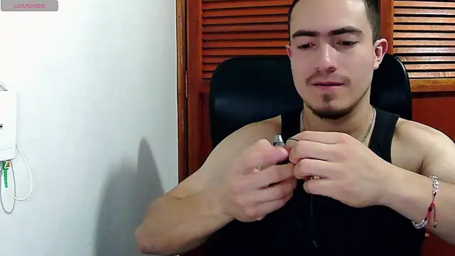 dragon1006 online show from 05/19/26, 03:35