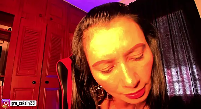 gracekelly12 online show from 01/02/25, 07:07