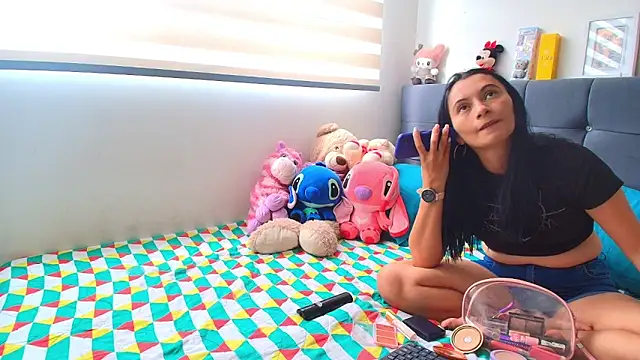 gracekelly12 online show from 10/07/25, 07:11