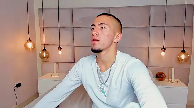 King Dante  online show from 12/16/24, 07:54