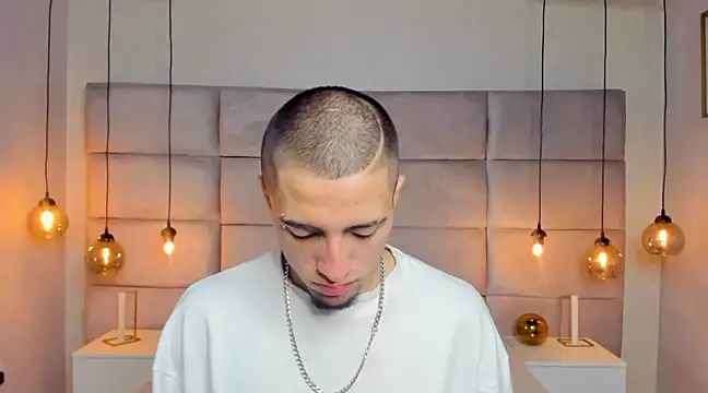 King Dante  online show from 12/21/24, 08:10