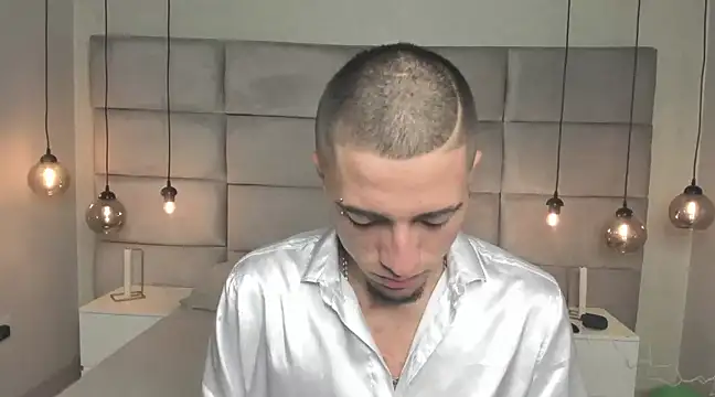 King Dante  online show from 12/29/24, 08:37