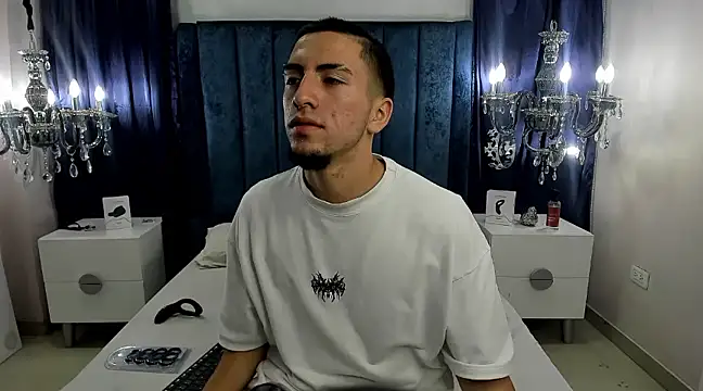 King Dante  online show from 02/01/25, 11:06