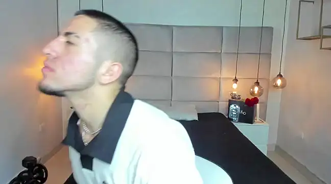 King Dante  online show from 02/25/25, 07:58