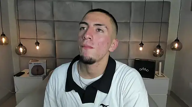 King Dante  online show from 03/11/25, 08:53