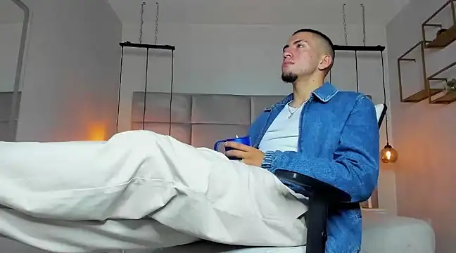 King Dante  online show from 03/12/25, 10:07