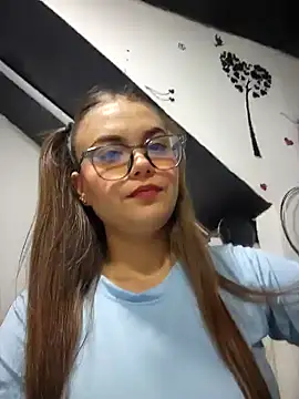 rapunzel069 online show from 12/15/24, 11:42