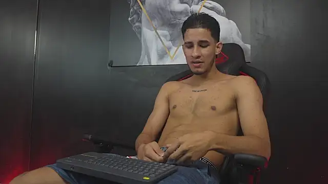 Snapshot of JakeMoxley chatting on 11/27/25, 12:40 JakeMoxley online show from 11/27/25, 12:40